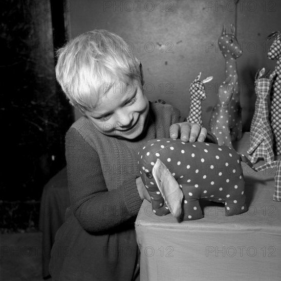 Pro Juventute exhibition Child's Play and Activity; Bremgarten 1951.