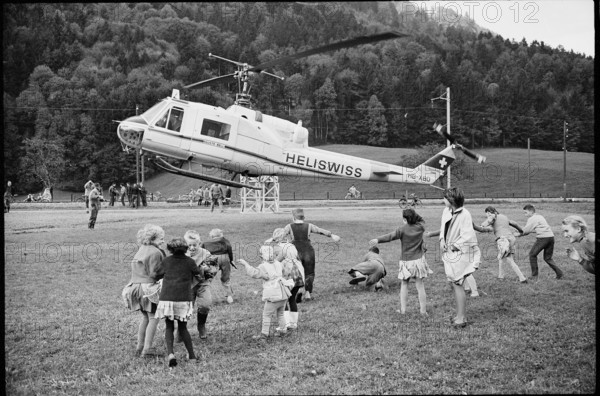 Constructing the Brisen chair lift, 1964.