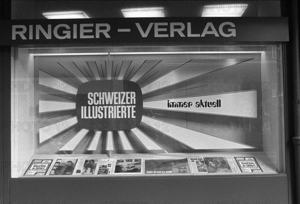Shop window Ringier publisher: Schweizer Illustriete, Good bye Jo Siffert, 1971.