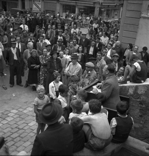 Employees of factory producing matches on strike, 1949.