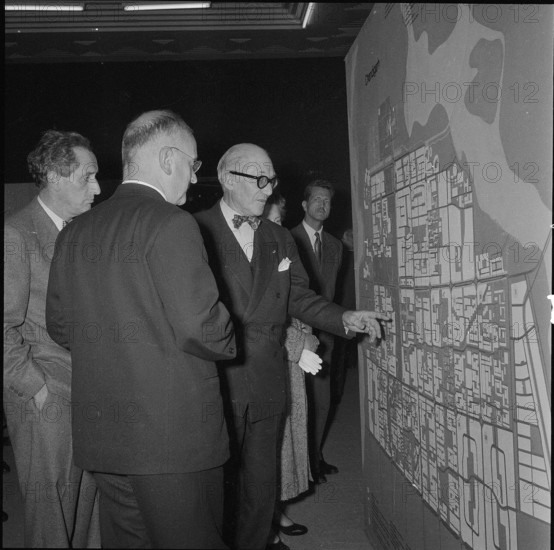 Le Corbusier talking to Emil Landolt, Zurich 1957.