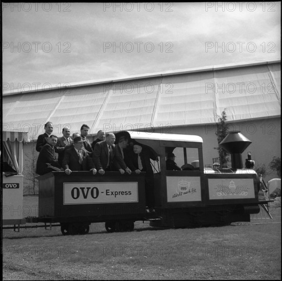HOSPES 1954: Hospes-Train.