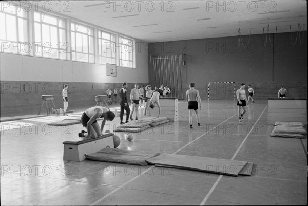 Gymnasium, barracks Thoune 1966.