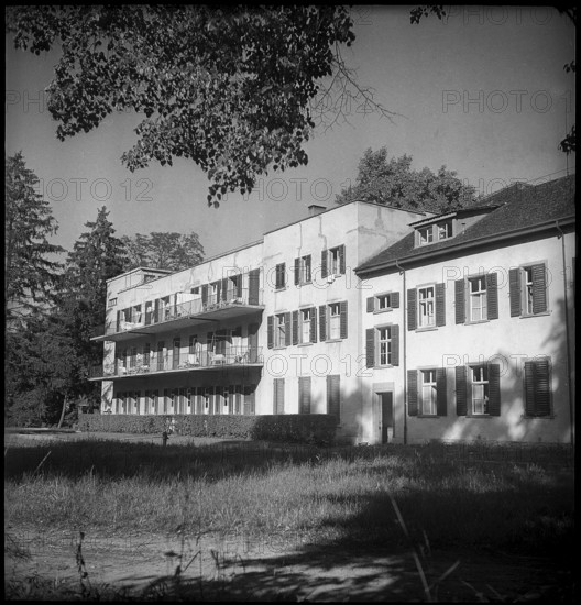 Thermal bath Schinznach 1947.