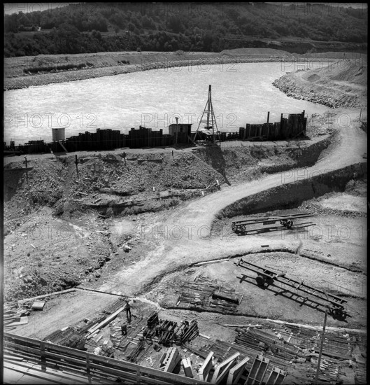 Building site of Verbois power station 1942.