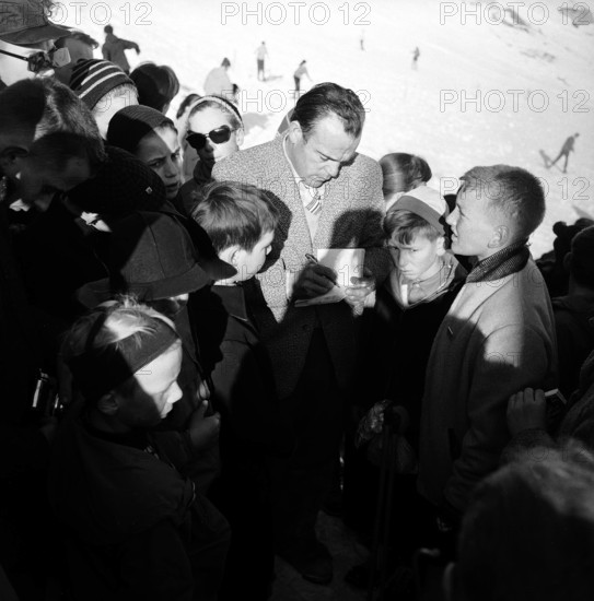 Glacier pilot Hermann Geiger, Rocher de Naye VD, 1958.