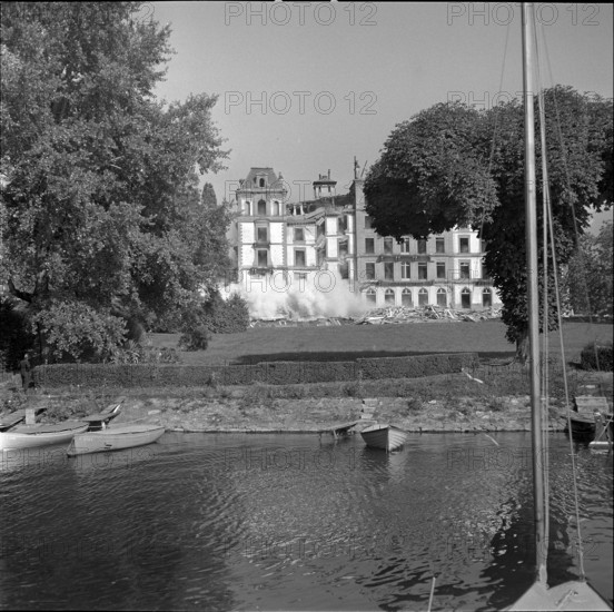 Grand Hotel Vevey blown up by Sappers, explosion 1956.
