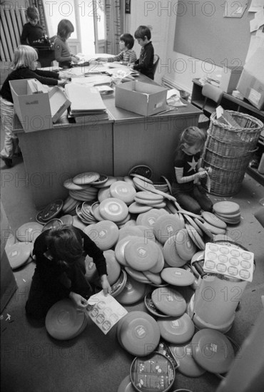 Frisbee event Flying plates, 1972.