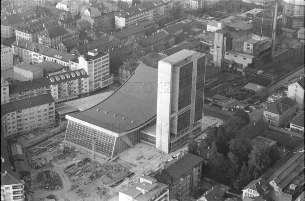 Bienne, the new built congress hall; 1965.