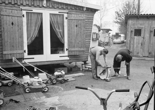 Yenish men on a camping site in Berne, 1973.