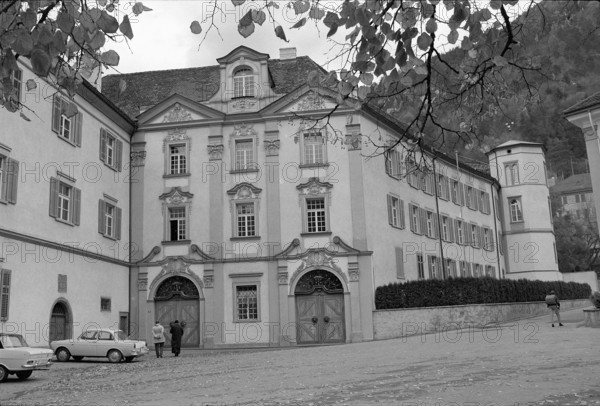 Chur: Hof and episcopal see; 1969.