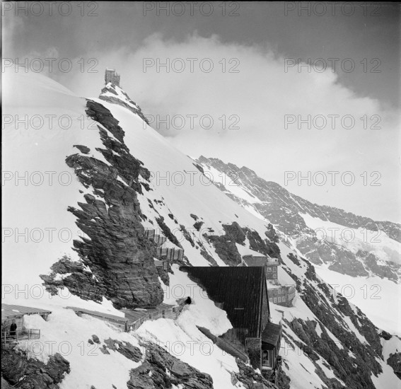 Jungfraujoch and Jungfrau observatory; 1960.