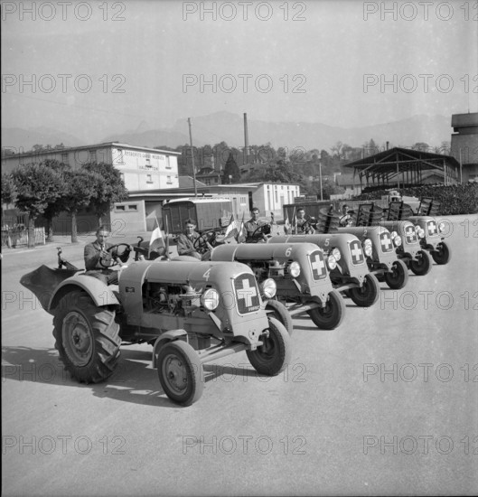 Swiss donation: craftsmen for Luxembourg, 1945.