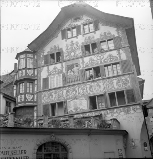 Stadtkeller Lucerne; 1945.