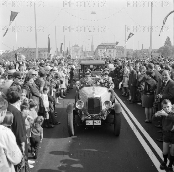 Basle, inauguration of the new Johanniter bridge; 1967.