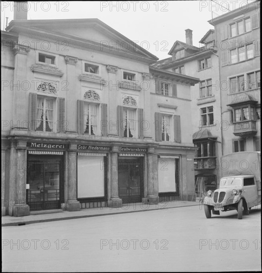Covered meat market; 1941.