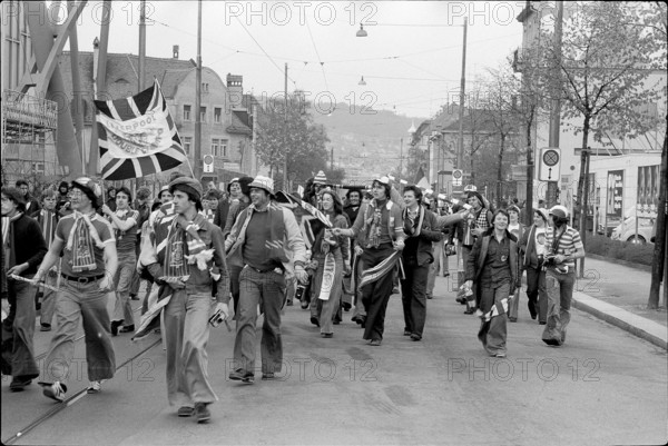 Champions cup semi final 1977: FC Zurich - Liverpool FC; Liverpool fans.