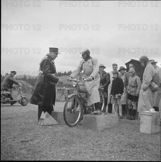 Larmprufung: Motorra.