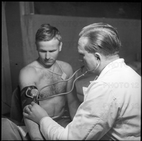 Doctor and Patient, MSA Lucerne, 1939.