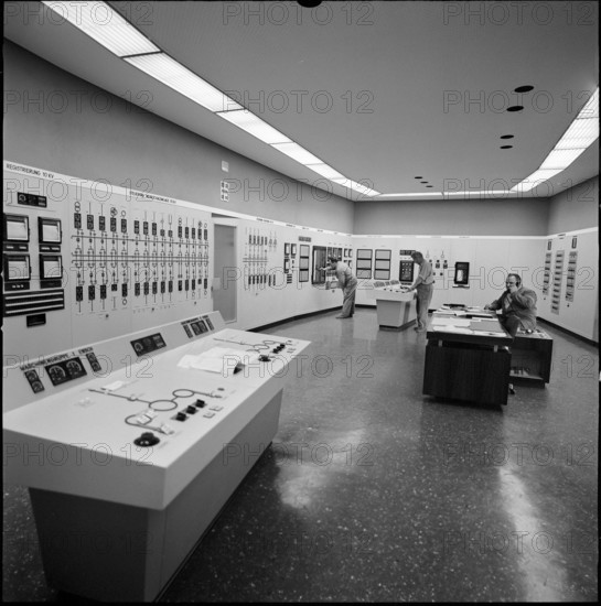 Monitoring center of the Schaffhausen power station 1965.