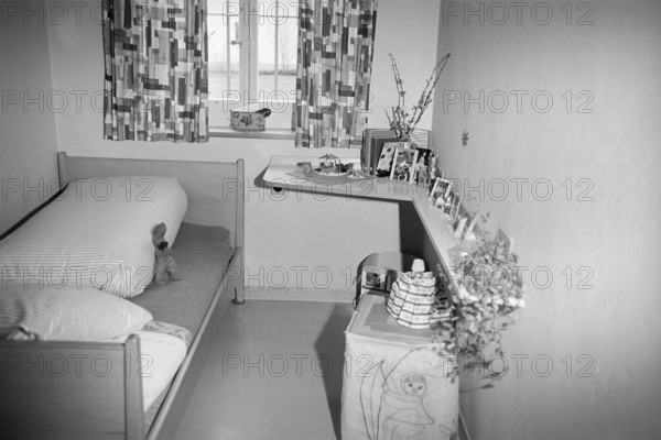 Prison cell in the women's prison Hindelbank, 1967.