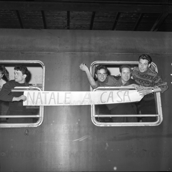 SBB provides special trains for the guest-workers: until the 31st of december 727 extra trains will have been mobilized.