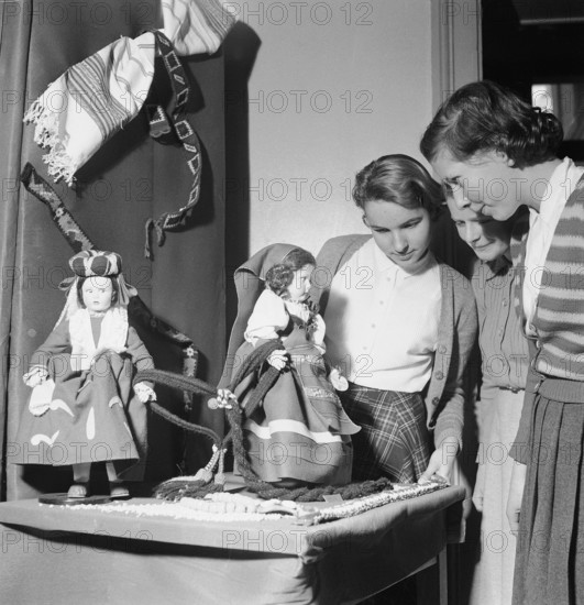 Benefit exhibition of dolls for Pestalozzi Children's Village, Lausanne 1953.