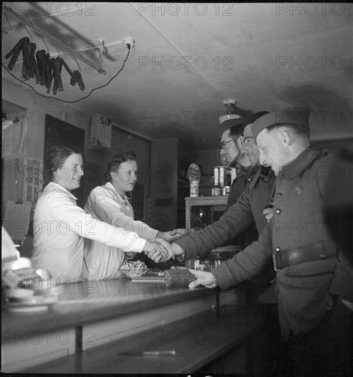 Internierte nehmen A.