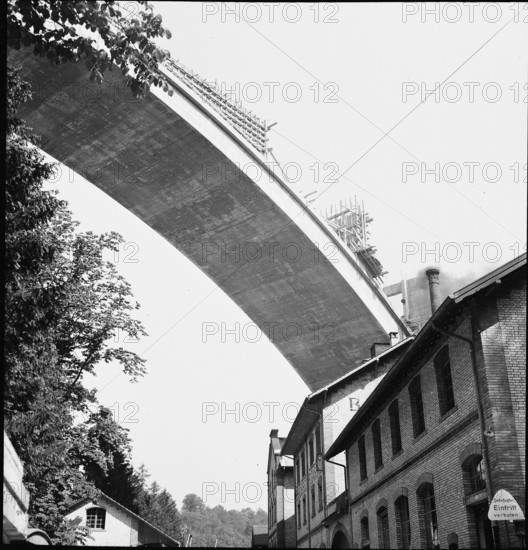 Berne, Eisenbahnbrucke under construction, bow 1938.
