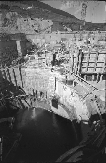 Dam of the Livigno reservoir under construction 1966.