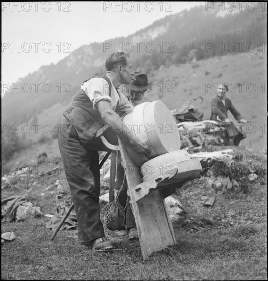 Kaesteilet in the Justistal valley, Berne, 1941.