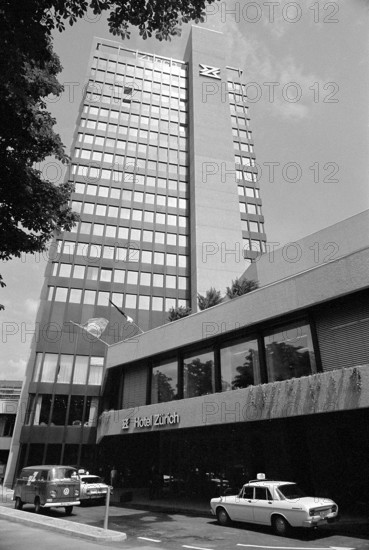 Hotel Zurich, 1972.