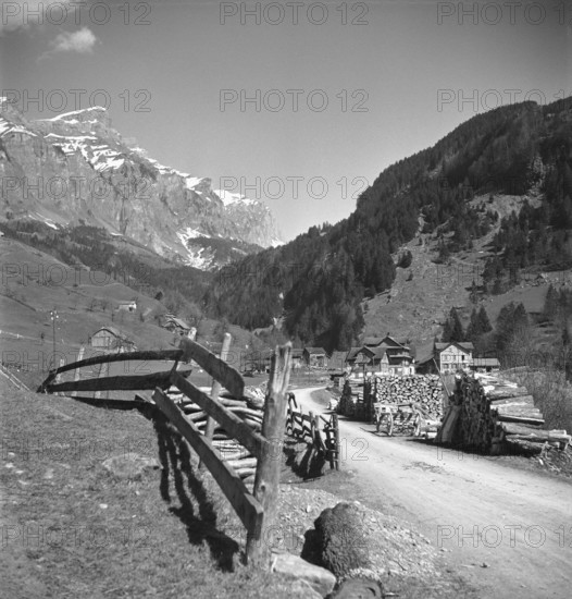 Farmers in the Mutotathal Valley in Switzerland, 1950.