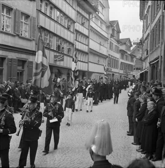 Innerrhoden government at voter's meeting parade 1942.