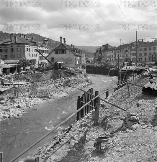 Couvet, Bridge under construction; 1952.