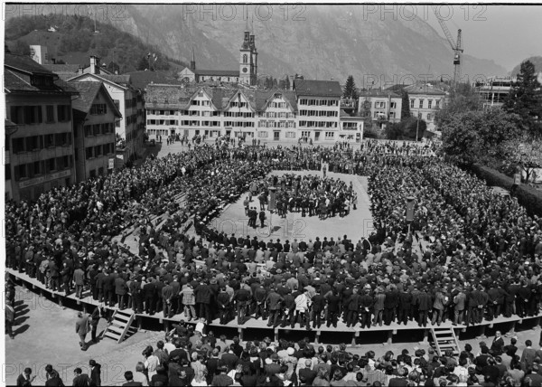 Glarus: voter's meeting 1966.
