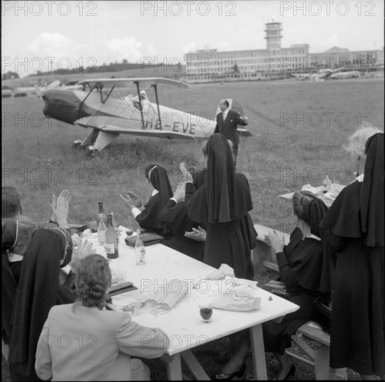 Free circuit for nurses 1954.