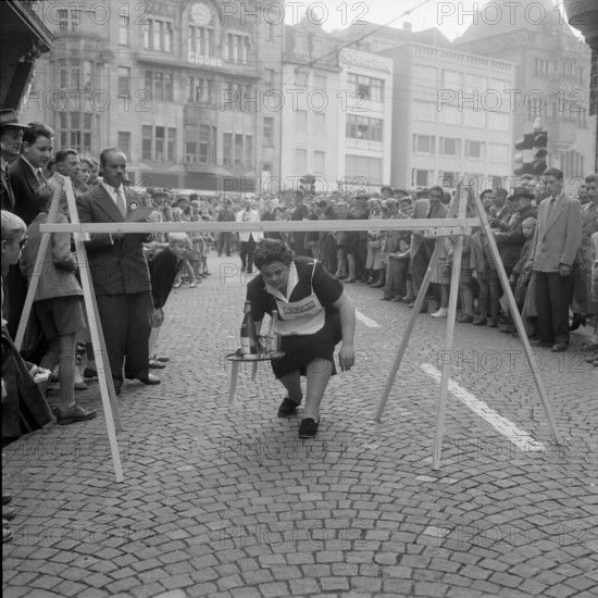 Candidate must go through underneath an obstacle.