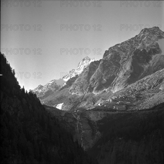 Albigna building site, workers' housing estate 1956.