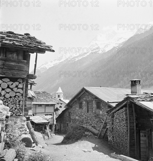 Village in the Loetschental, 1941.