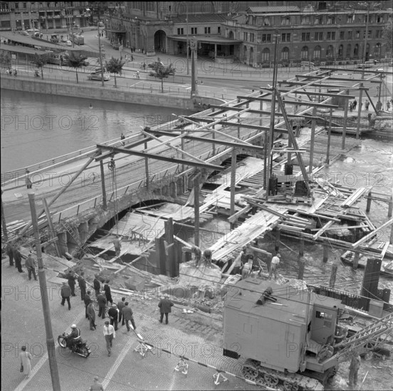 Renovation of the Walche bridge; 1957.