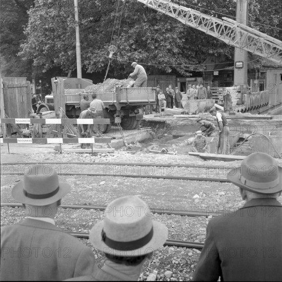 Renovation of the Walche bridge; 1957.