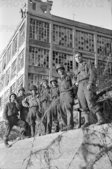 WW 2: french troups cross the Rhine, Basle 1945.