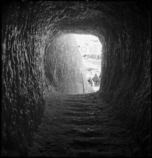 Swiss Mountain Troops in the Ice, 1940.