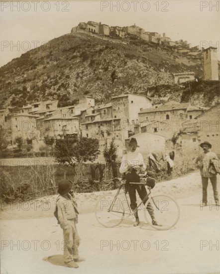 Cyclist in Cerreto di Spoleto