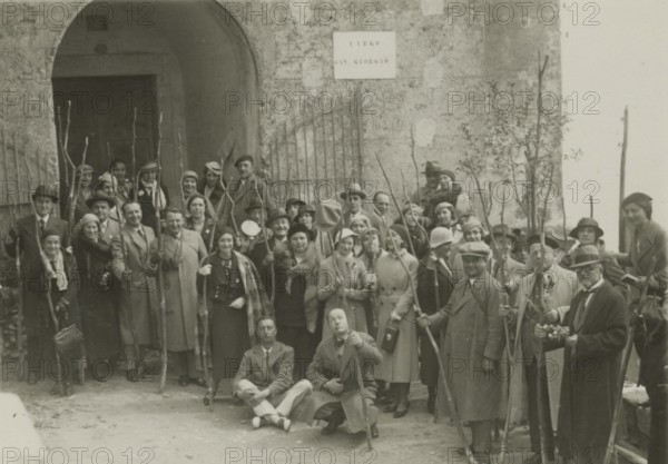 Group of Touring Club Italiano Members in Castelmola.