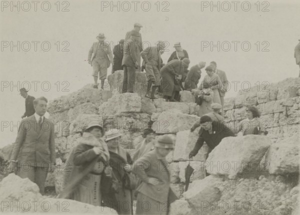 In the archaeological area of Syracuse. 
	
		1924