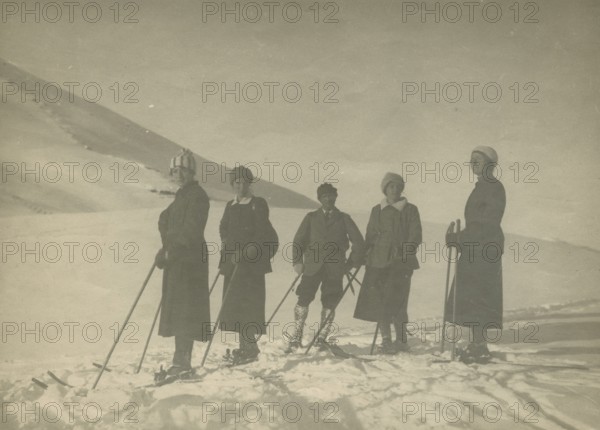 Excursion to the Sasso Rotondo Pass in 1921. 
	
		1921
