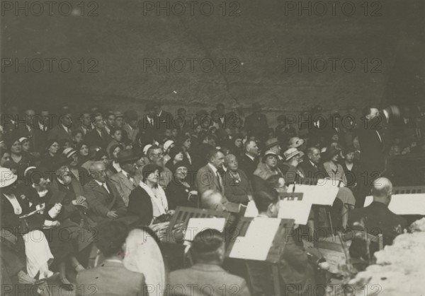 Show inside the Ear of Dionysus. 1924