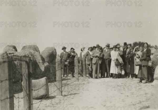 Visit to the Valley of the Temples. 1924